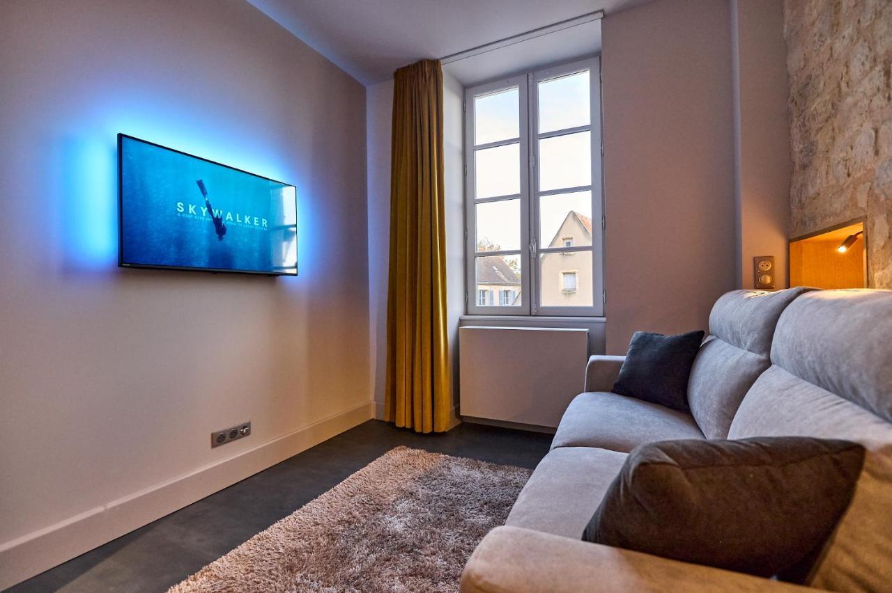 נבר Appartement Montagnon - Les Suites Du Palais - Classe 4 Etoiles, Parking Prive, Vue Cathedrale, 3 Chambres, Primo C0Nciergerie מראה חיצוני תמונה