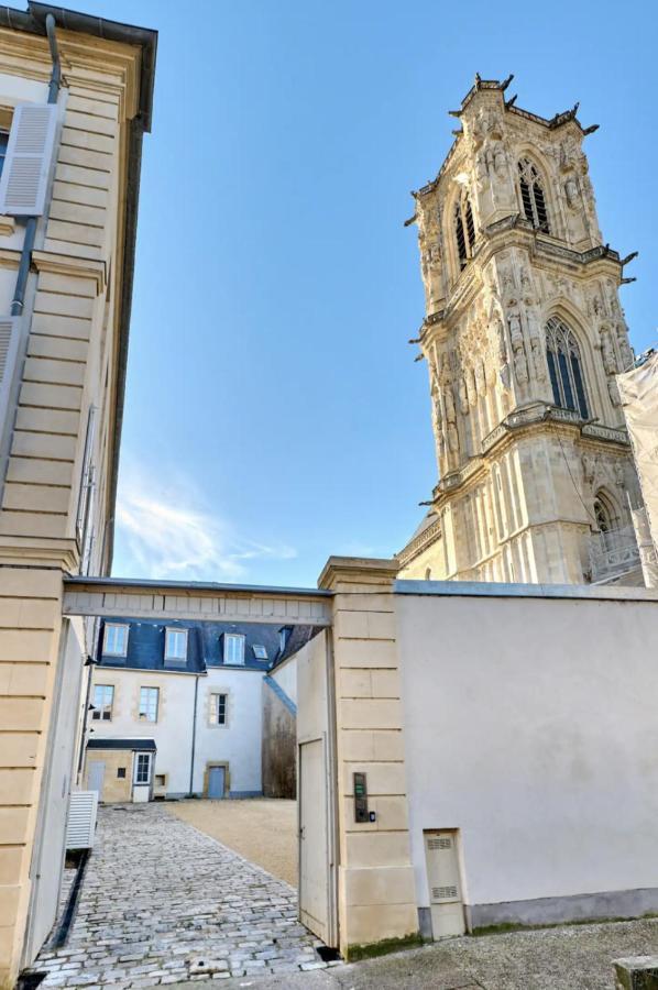 נבר Appartement Montagnon - Les Suites Du Palais - Classe 4 Etoiles, Parking Prive, Vue Cathedrale, 3 Chambres, Primo C0Nciergerie מראה חיצוני תמונה