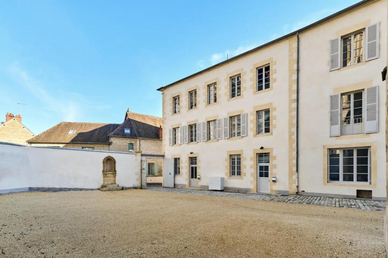 נבר Appartement Montagnon - Les Suites Du Palais - Classe 4 Etoiles, Parking Prive, Vue Cathedrale, 3 Chambres, Primo C0Nciergerie מראה חיצוני תמונה