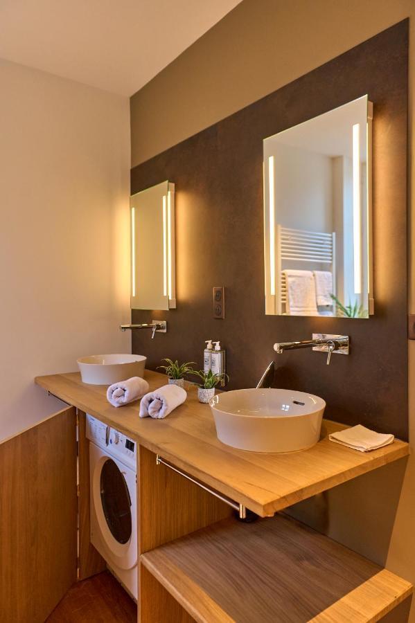 נבר Appartement Montagnon - Les Suites Du Palais - Classe 4 Etoiles, Parking Prive, Vue Cathedrale, 3 Chambres, Primo C0Nciergerie מראה חיצוני תמונה