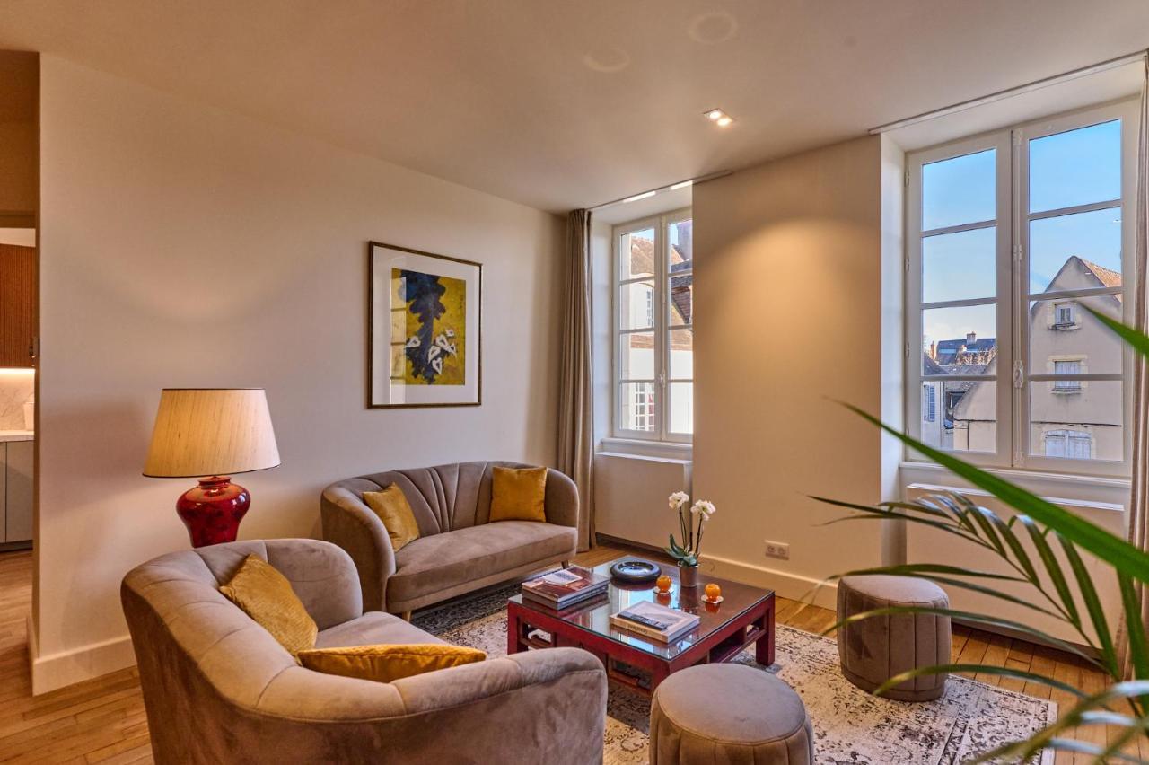 נבר Appartement Montagnon - Les Suites Du Palais - Classe 4 Etoiles, Parking Prive, Vue Cathedrale, 3 Chambres, Primo C0Nciergerie מראה חיצוני תמונה