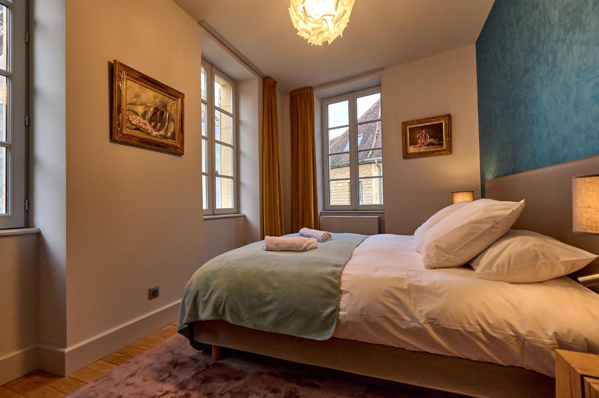 נבר Appartement Montagnon - Les Suites Du Palais - Classe 4 Etoiles, Parking Prive, Vue Cathedrale, 3 Chambres, Primo C0Nciergerie מראה חיצוני תמונה