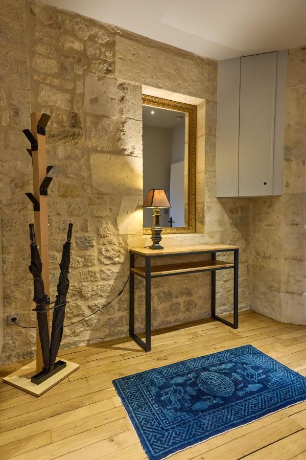 נבר Appartement Montagnon - Les Suites Du Palais - Classe 4 Etoiles, Parking Prive, Vue Cathedrale, 3 Chambres, Primo C0Nciergerie מראה חיצוני תמונה