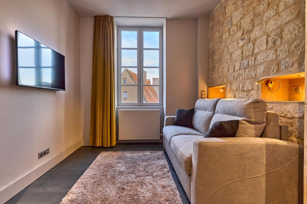 נבר Appartement Montagnon - Les Suites Du Palais - Classe 4 Etoiles, Parking Prive, Vue Cathedrale, 3 Chambres, Primo C0Nciergerie מראה חיצוני תמונה