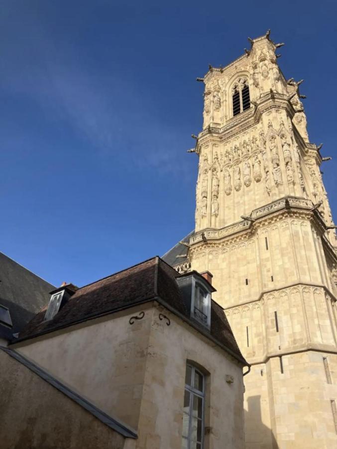 נבר Appartement Montagnon - Les Suites Du Palais - Classe 4 Etoiles, Parking Prive, Vue Cathedrale, 3 Chambres, Primo C0Nciergerie מראה חיצוני תמונה
